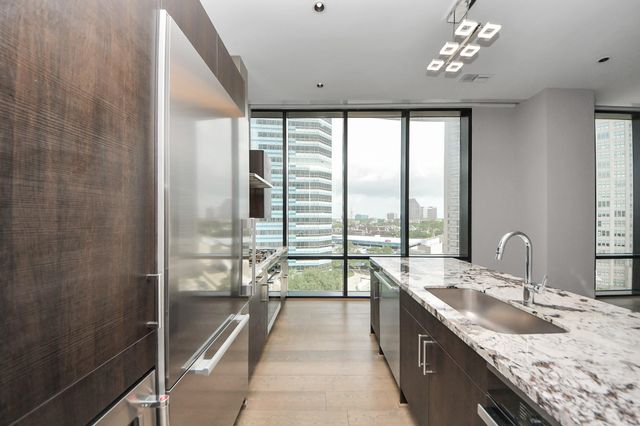 1409 Post Oak Boulevard 803, Houston, TX 77056