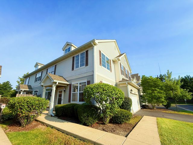 2534 Hillsboro Boulevard 2534, Aurora, IL 60503
