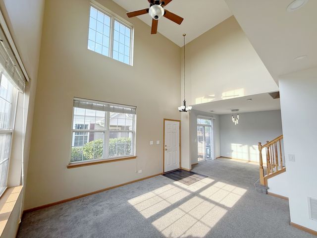 2534 Hillsboro Boulevard 2534, Aurora, IL 60503