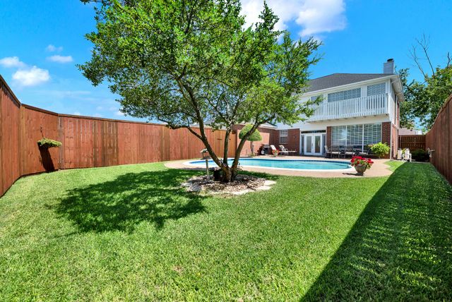 8109 Eagle Drive, Rowlett, TX 75088