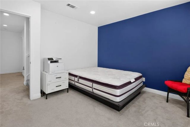 29 Pembroke, Irvine, CA 92618