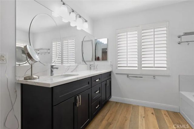 29 Pembroke, Irvine, CA 92618