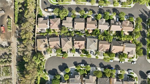 29 Pembroke, Irvine, CA 92618