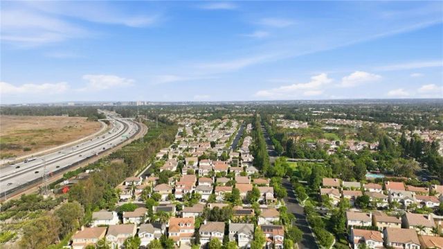 29 Pembroke, Irvine, CA 92618