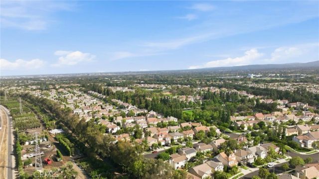 29 Pembroke, Irvine, CA 92618