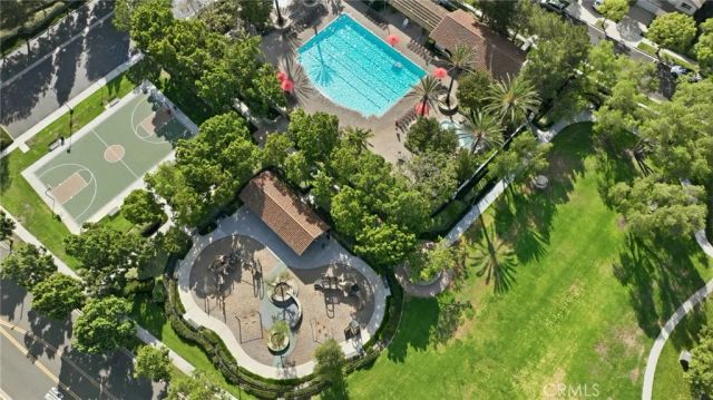 29 Pembroke, Irvine, CA 92618