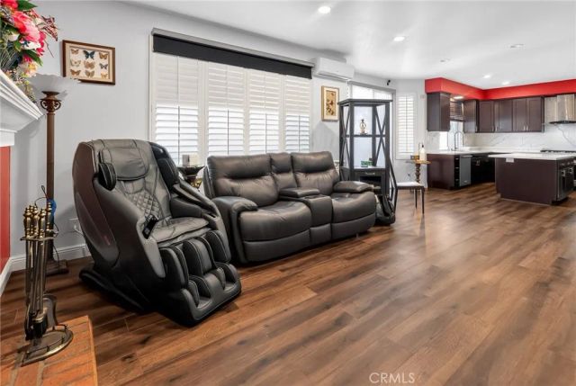 29 Pembroke, Irvine, CA 92618