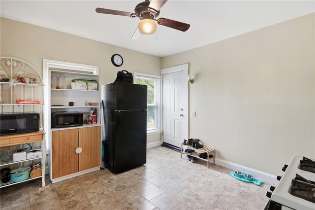 7 Broad Street, Warwick, RI 02888