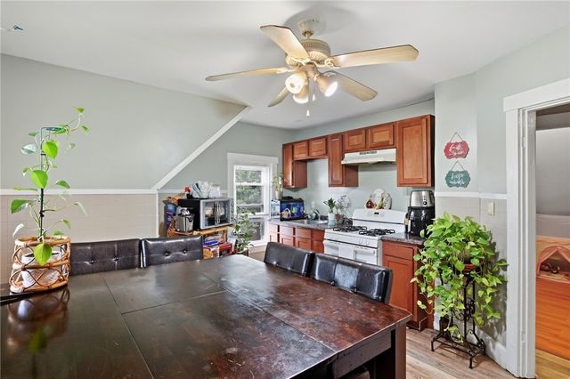 7 Broad Street, Warwick, RI 02888