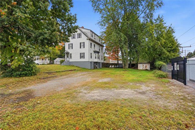7 Broad Street, Warwick, RI 02888