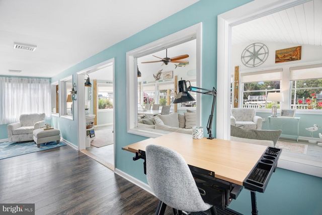 15 W MULLICA RD, Little Egg Harbor Twp, NJ 08087