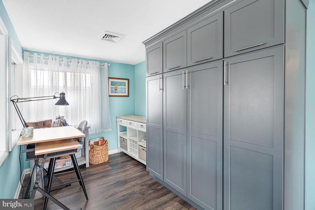 15 W MULLICA RD, Little Egg Harbor Twp, NJ 08087