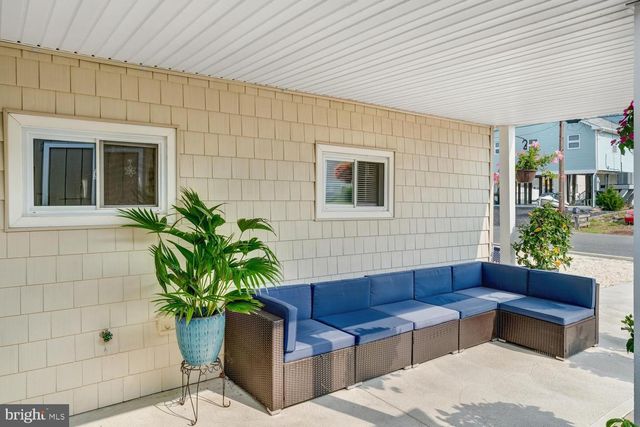 15 W MULLICA RD, Little Egg Harbor Twp, NJ 08087