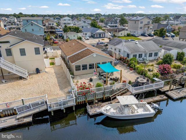 15 W MULLICA RD, Little Egg Harbor Twp, NJ 08087
