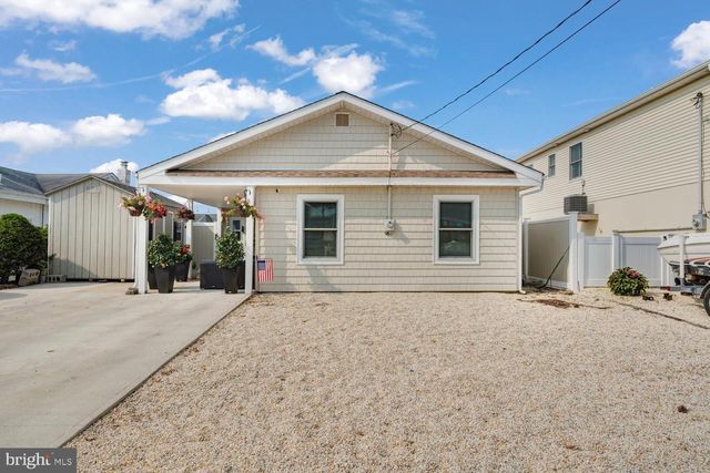 15 W MULLICA RD, Little Egg Harbor Twp, NJ 08087