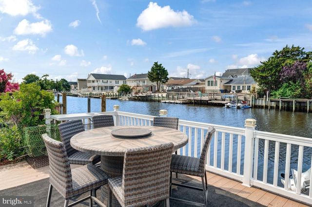 15 W MULLICA RD, Little Egg Harbor Twp, NJ 08087