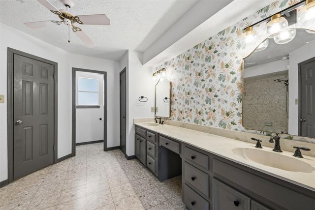 2015 Shady Branch Drive, Kingwood, TX 77339
