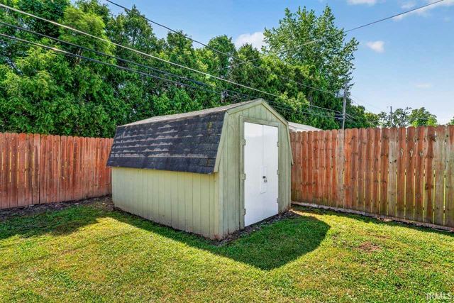 106 Eastman Road, Chesterfield, IN 46017