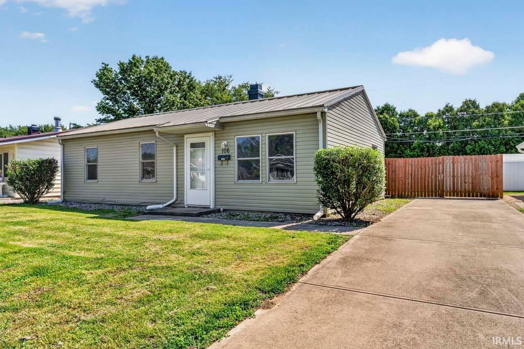 106 Eastman Road, Chesterfield, IN 46017