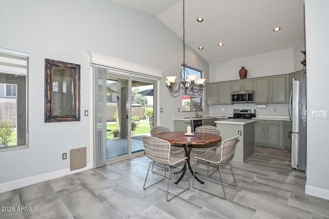 10227 E OSAGE Avenue E, Mesa, AZ 85212
