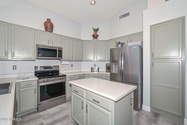 10227 E OSAGE Avenue E, Mesa, AZ 85212