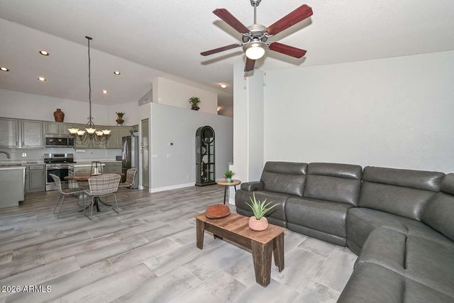 10227 E OSAGE Avenue E, Mesa, AZ 85212