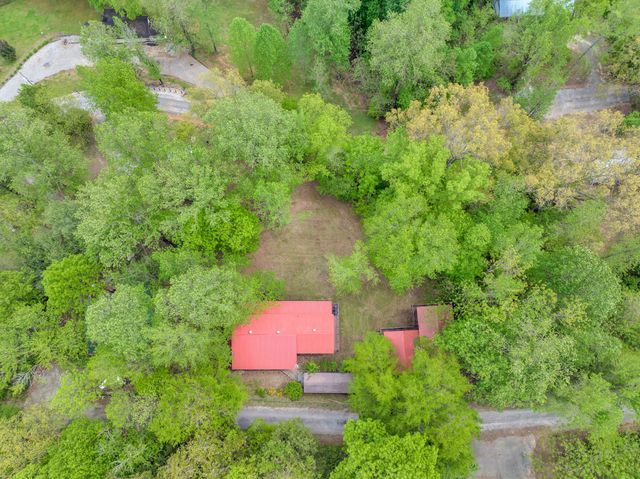 1890 Potts Camp Rd, Smithville, TN 37166