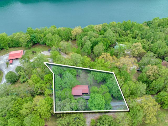 1890 Potts Camp Rd, Smithville, TN 37166