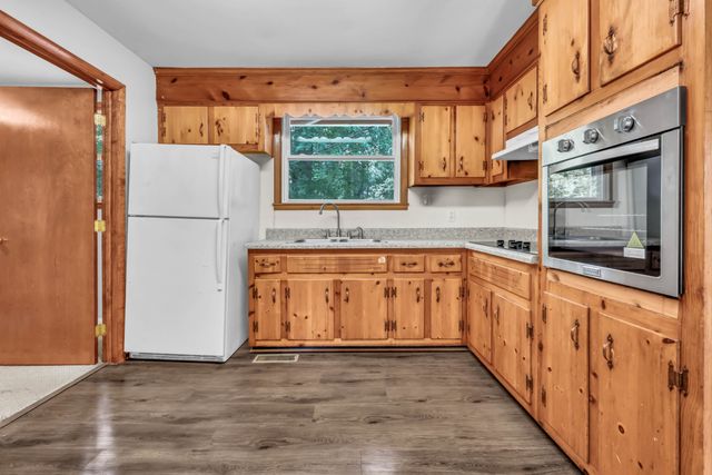 19 Charlemagne Blvd, Clarksville, TN 37042