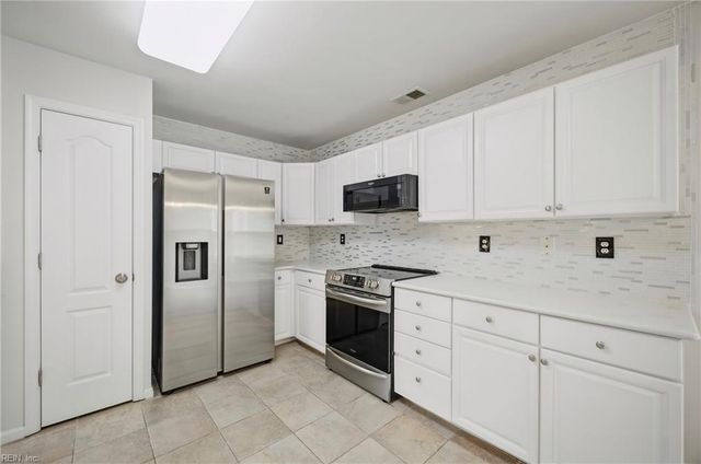 4413 Pope Valley CT, Virginia Beach, VA 23456