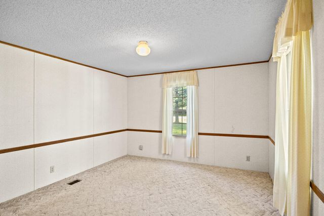8943 E 36th Street, Newaygo, MI 49337