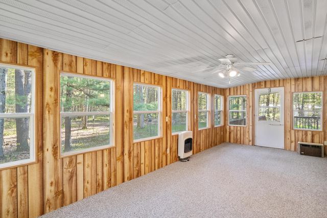 8943 E 36th Street, Newaygo, MI 49337