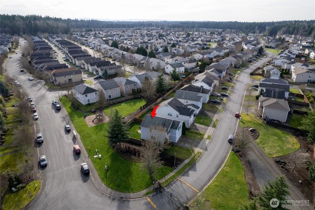 17619 Silver Creek Avenue E, Puyallup, WA 98375