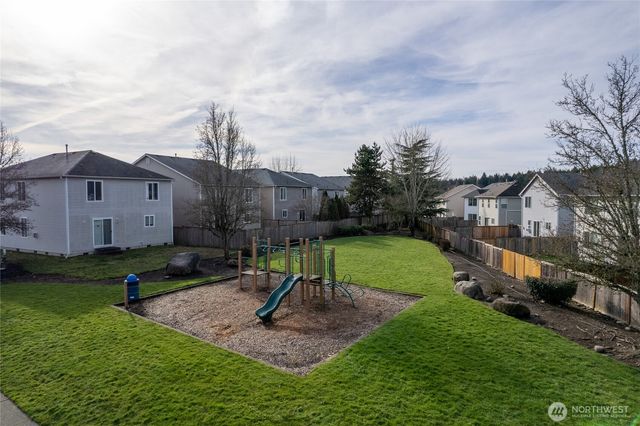 17619 Silver Creek Avenue E, Puyallup, WA 98375