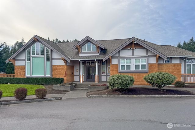 17619 Silver Creek Avenue E, Puyallup, WA 98375
