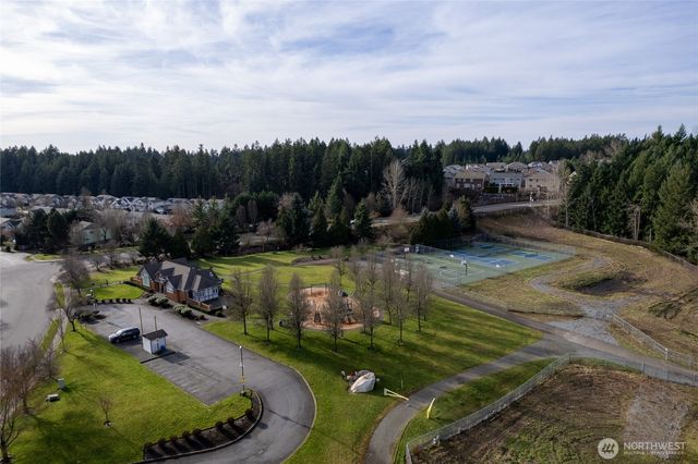 17619 Silver Creek Avenue E, Puyallup, WA 98375