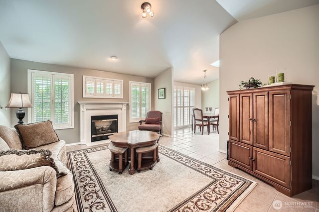 14 Lakewood Oaks Drive SW, Lakewood, WA 98499
