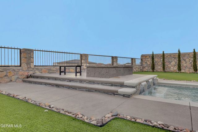 1829 STIRRUP Place, El Paso, TX 79911