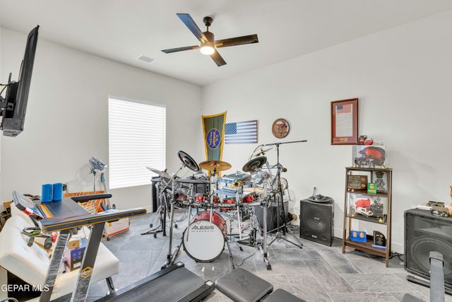 1829 STIRRUP Place, El Paso, TX 79911