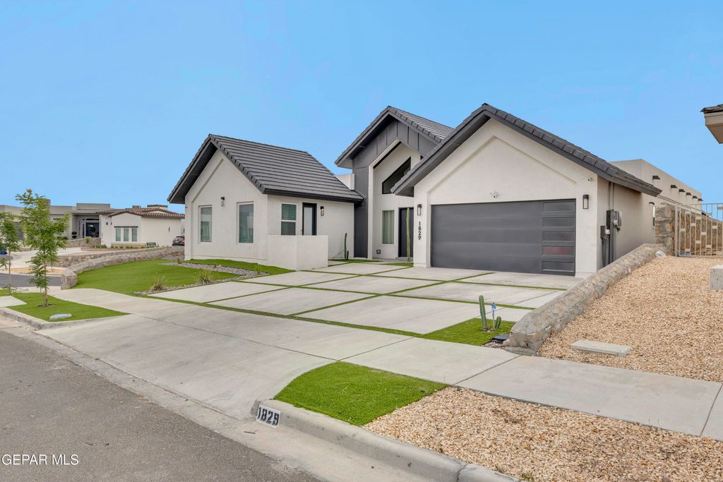 1829 STIRRUP Place, El Paso, TX 79911