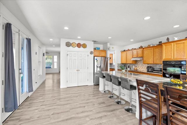 1314 Sutter Creek Ct, Patterson, CA 95363