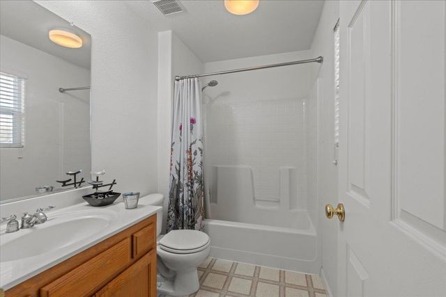 1314 Sutter Creek Ct, Patterson, CA 95363