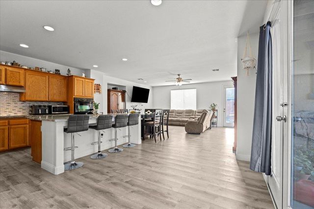 1314 Sutter Creek Ct, Patterson, CA 95363