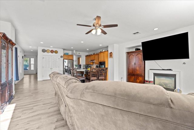 1314 Sutter Creek Ct, Patterson, CA 95363