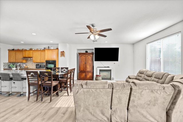 1314 Sutter Creek Ct, Patterson, CA 95363