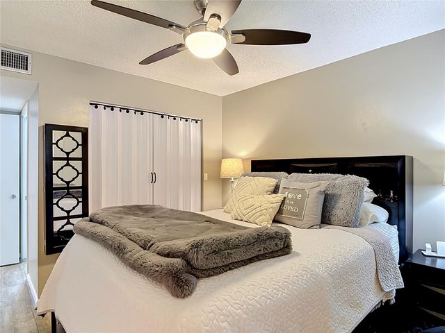 150 WAX MYRTLE WOODS COURT 8C, Deltona, FL 32725