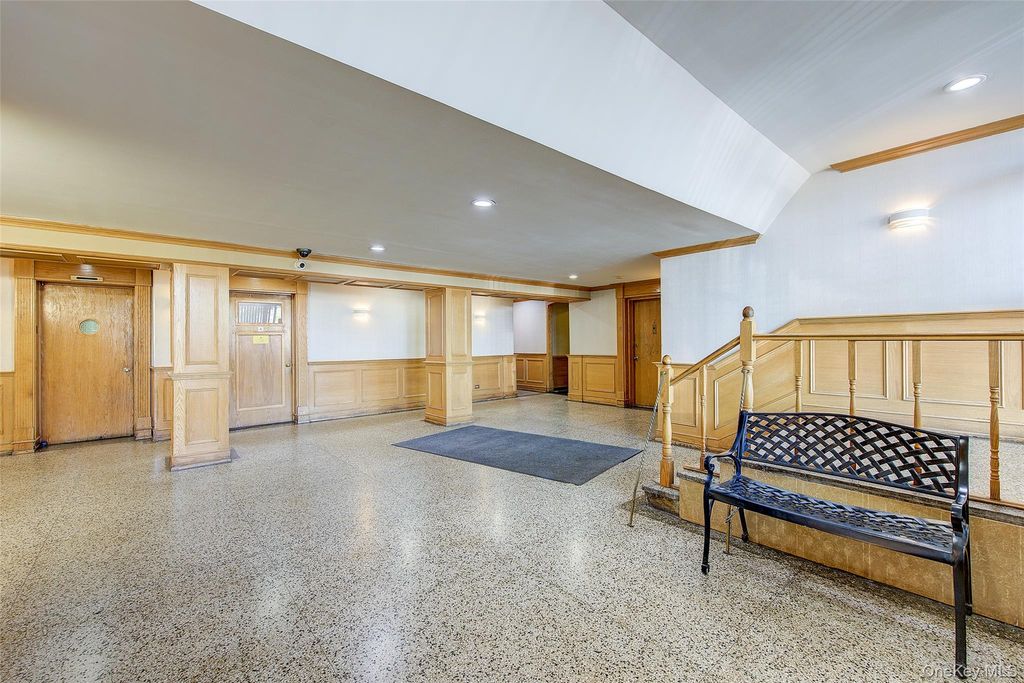 144-60 Gravett Road 4J, Flushing, NY 11367 — photo 4