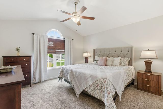 220 Berkshire Lane, Georgetown, KY 40324