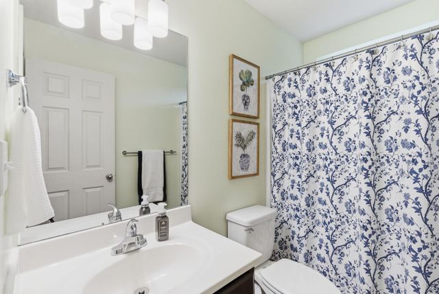 220 Berkshire Lane, Georgetown, KY 40324