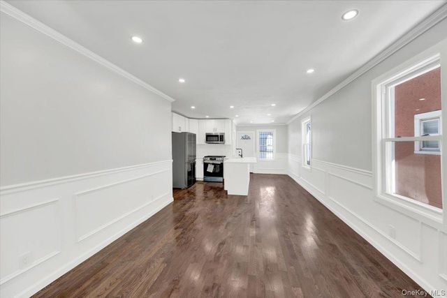 837 Penfield Street, Bronx, NY 10470